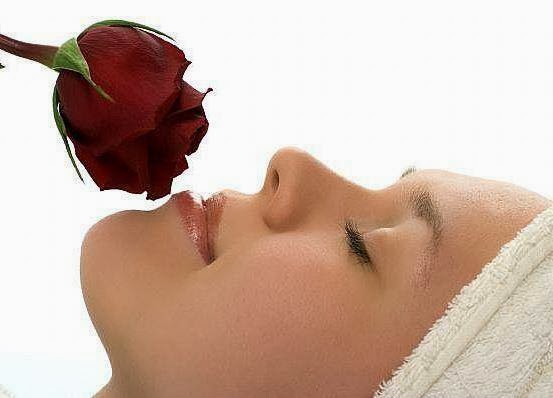 Pamper Me Day Spa | 14889 Marine Dr, White Rock, BC V4B 1C2, Canada | Phone: (604) 536-4767