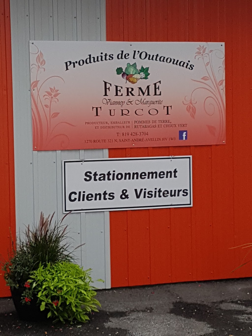 Ferme Vianney et Marguerite Turcot Inc. | 1270 Route 321 N, Saint-André-Avellin, QC J0V 1W0, Canada | Phone: (819) 428-3704