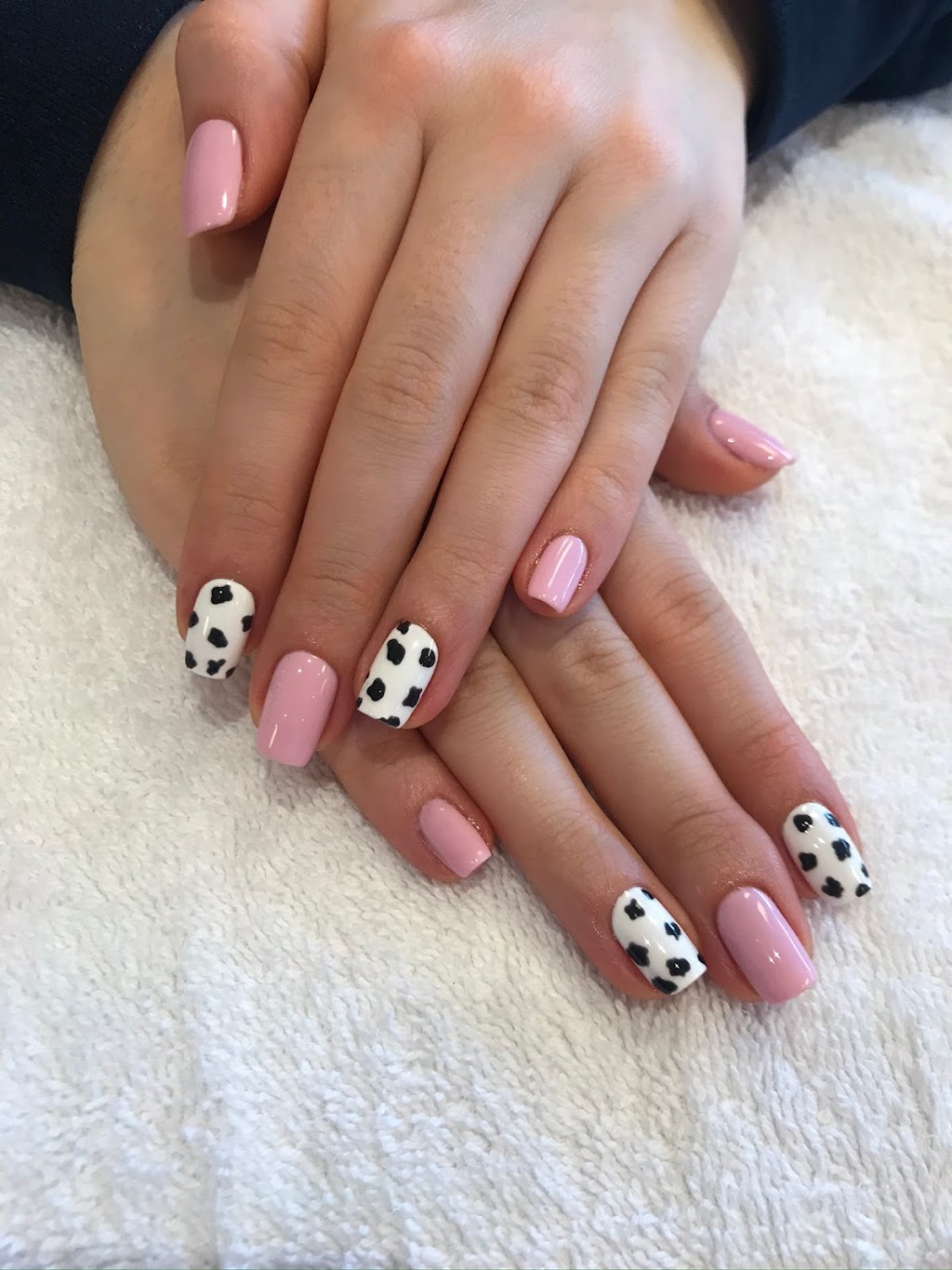 Rosies Nails | 1200 Pembroke St W, Pembroke, ON K8A 7T1, Canada | Phone: (613) 732-2502