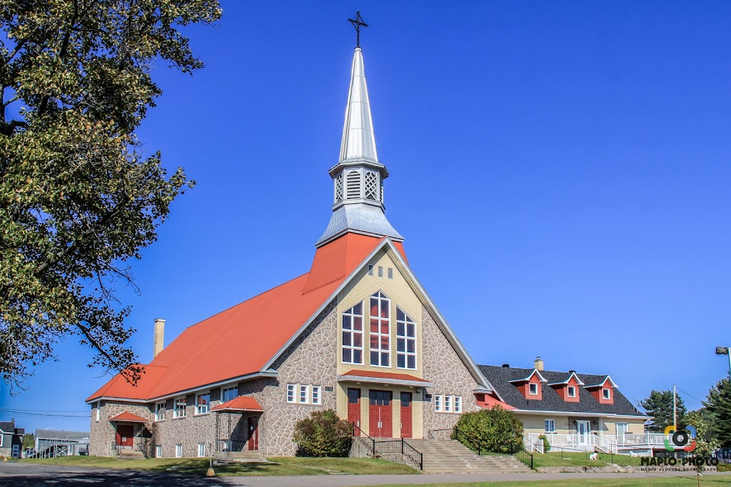 Église Saint-Jean-lEvangéliste | 139 Rue Lemieux, Bégin, QC G0V 1B0, Canada | Phone: (418) 672-4653