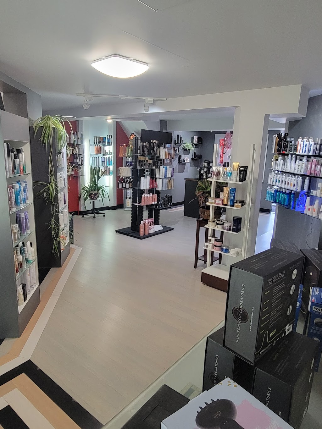 Mes beaux cheveux | 340 Rue Principale, Granby, QC J2G 2W4, Canada | Phone: (450) 378-0722