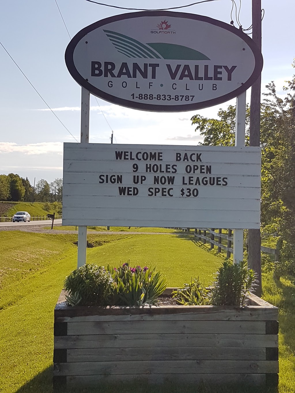 Brant Valley Golf Club | 128 Governors Road East, Saint George, ON N0E 1N0, Canada | Phone: (888) 833-8787