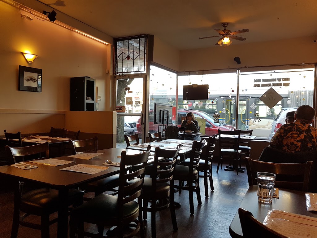 Thai Cafe Restaurant | 4160 Hastings St, Burnaby, BC V5C 2J4, Canada | Phone: (604) 299-4525