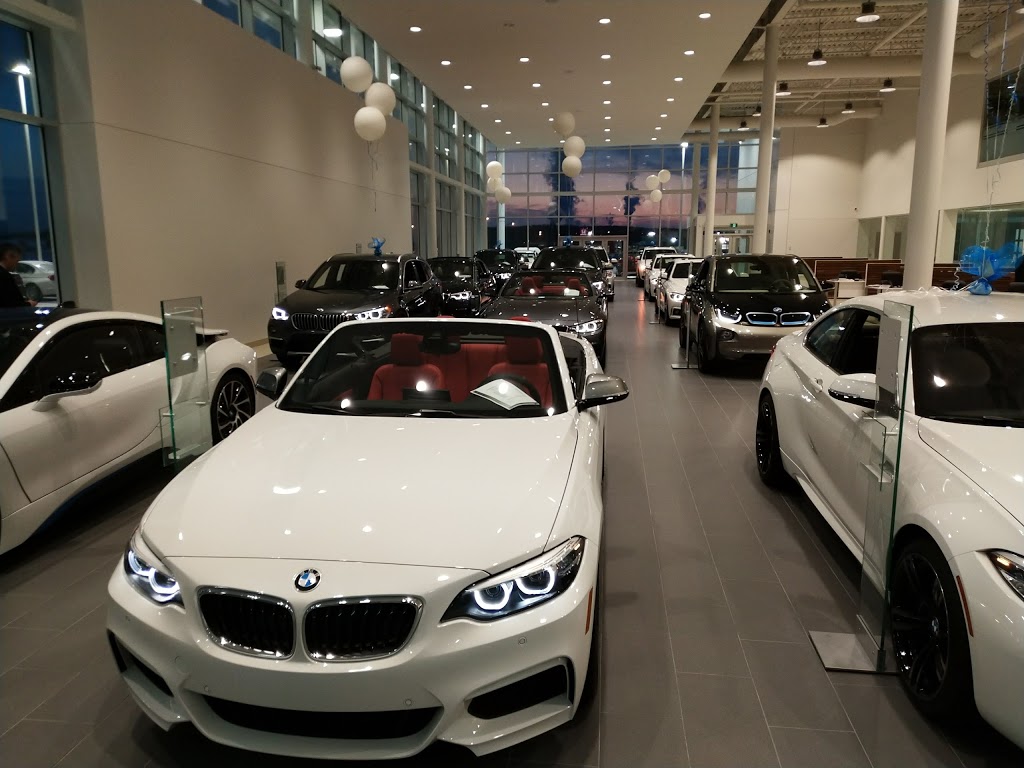 BMW Lévis | 5303 rue Louis-H.-Lafontaine, Lévis, QC G6V 8X4, Canada | Phone: (418) 830-5000