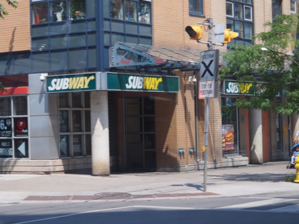 Subway | 78 Dundas St E, Toronto, ON M5B 1C9, Canada | Phone: (416) 591-2191