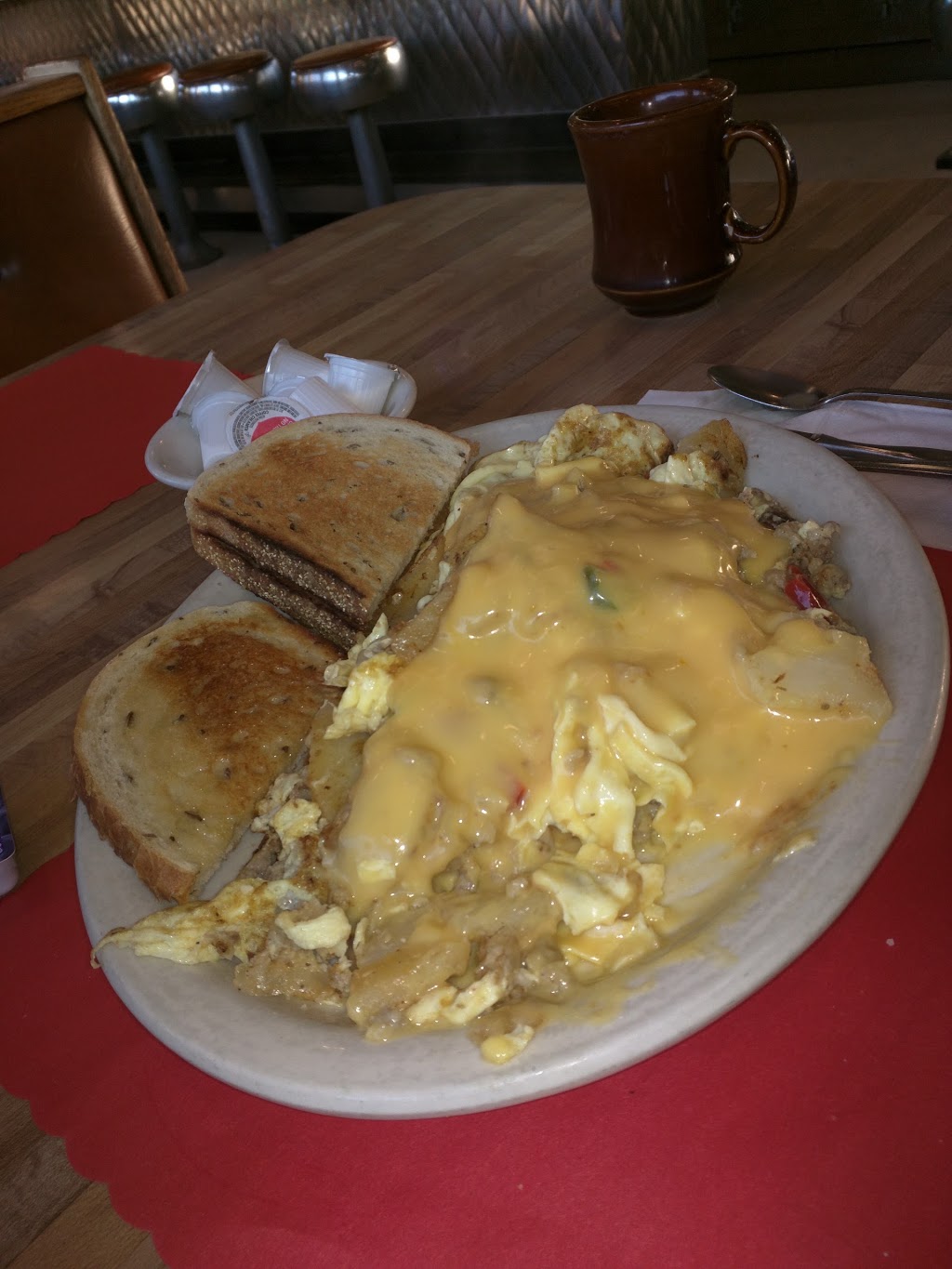 Woodlawn Diner | 3200 Lake Shore Rd, Blasdell, NY 14219, USA | Phone: (716) 822-8449