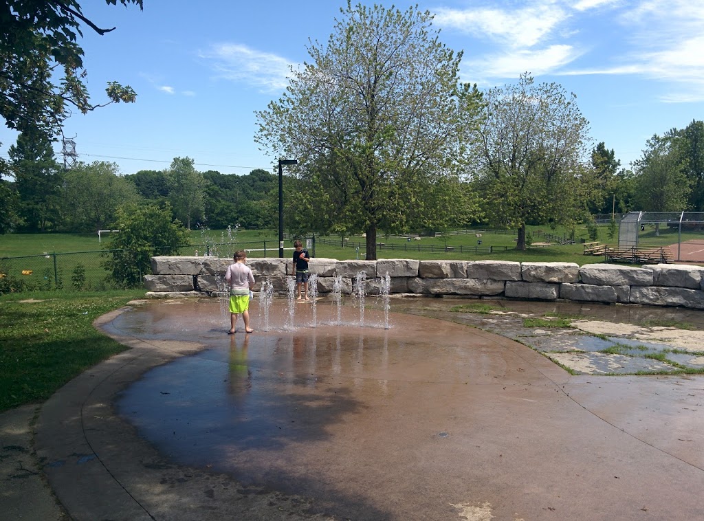 Stan Wadlow Park | 373 Cedarvale Ave, East York, ON M4C 4K7, Canada | Phone: (416) 396-2842