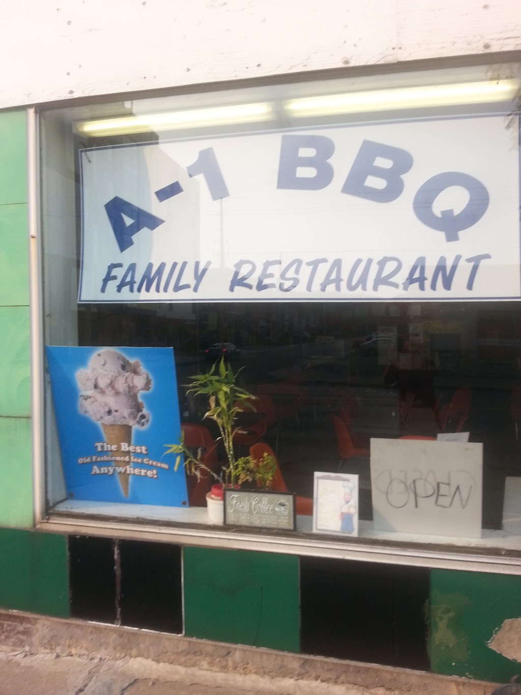 A1 BBQ | 1435 Main St E, Hamilton, ON L8K 1C4, Canada | Phone: (905) 549-9988