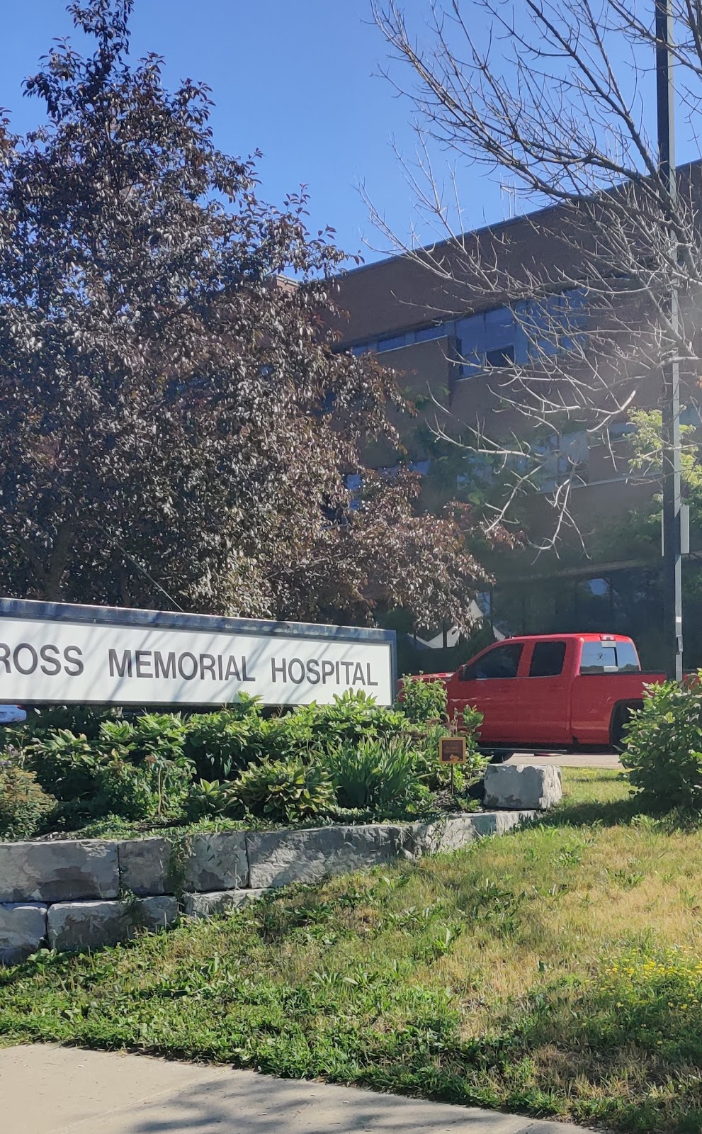 Ross Memorial Hospital | 10 Angeline St N, Lindsay, ON K9V 4M8, Canada | Phone: (705) 324-6111