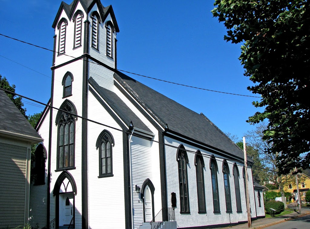 St Andrews Presbyterian Church | 111 Townsend St, Lunenburg, NS B0J 2C0, Canada | Phone: (902) 634-4846