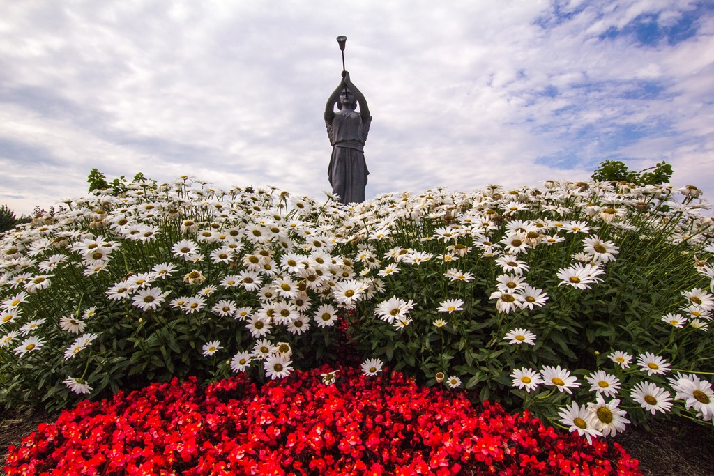 Le Cimetière de Laval | 5505 Rang du Bas-Saint-François, Laval, QC H7E 4P2, Canada | Phone: (450) 661-7017