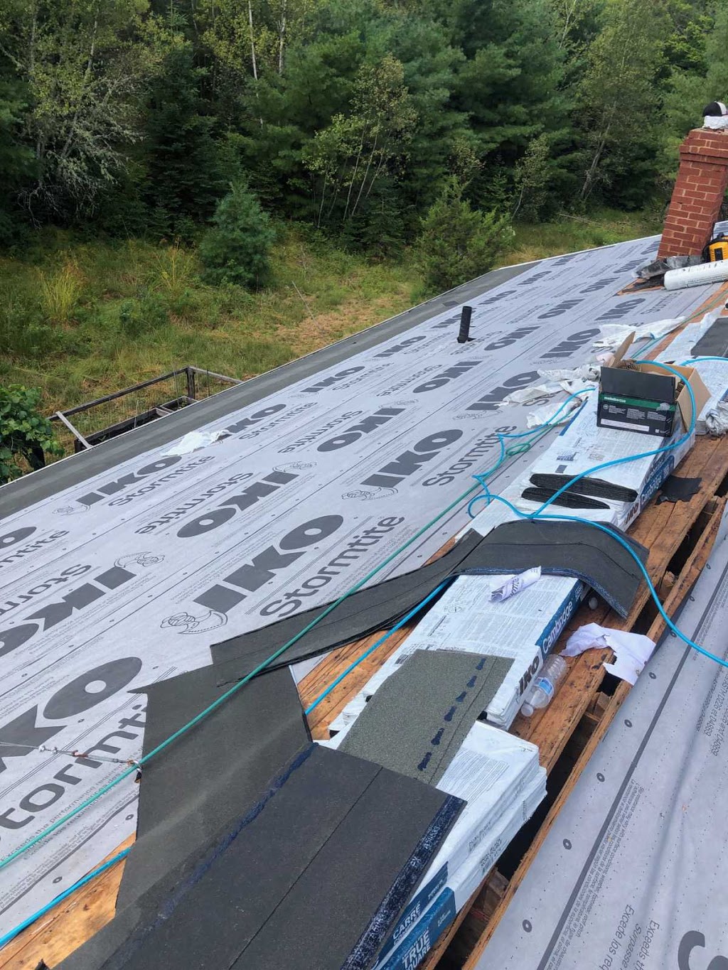 East Coast Quality Roofing | 146 Brunswick St #1, Truro, NS B2N 2H6, Canada | Phone: (902) 986-1543