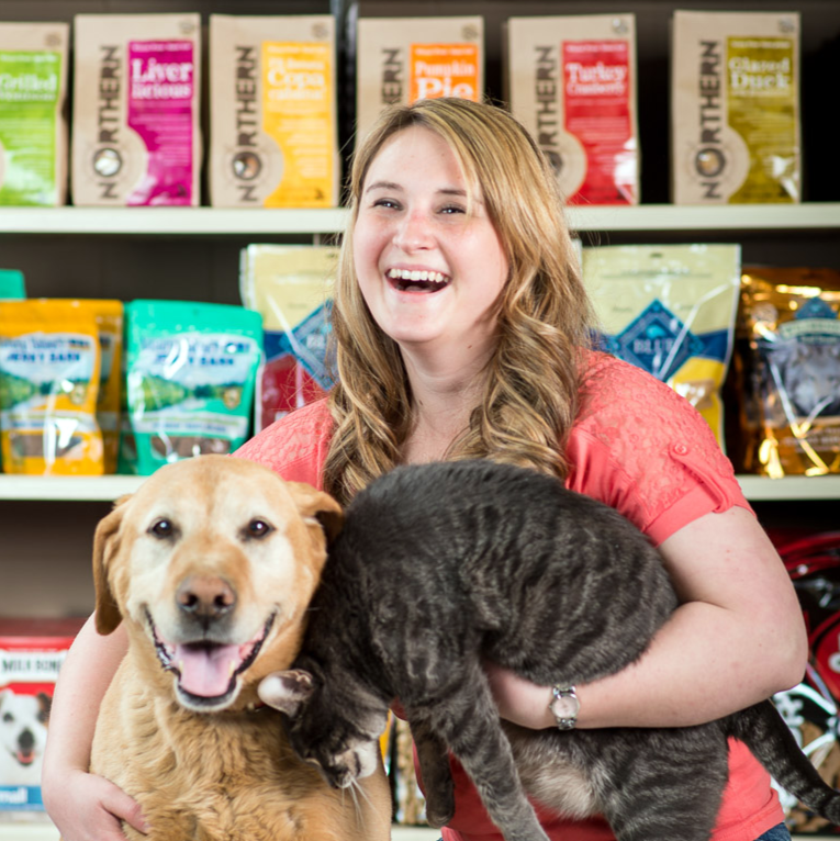 Laura Janes Pet Food & Supplies | 97 Dufferin St, Perth, ON K7H 3A5, Canada | Phone: (613) 466-0644