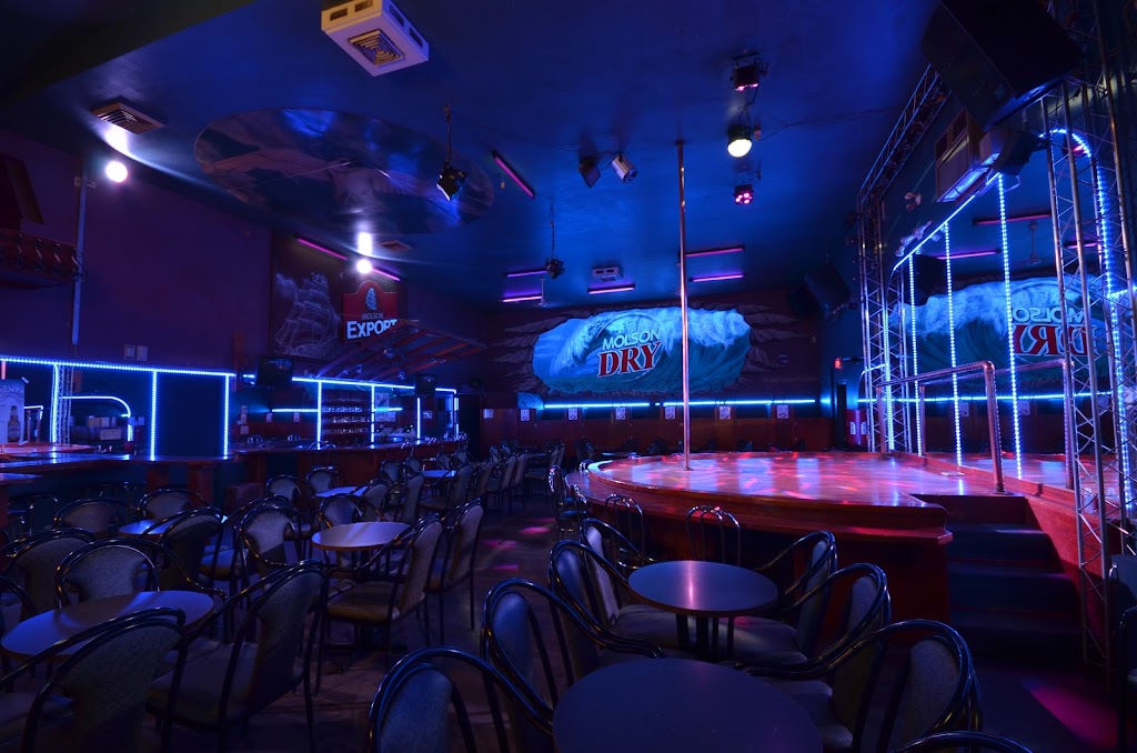 Cabaret La Boom | 100 Chem. Napoléon, Mont-Tremblant, QC J8E 2G5, Canada | Phone: (819) 717-4091