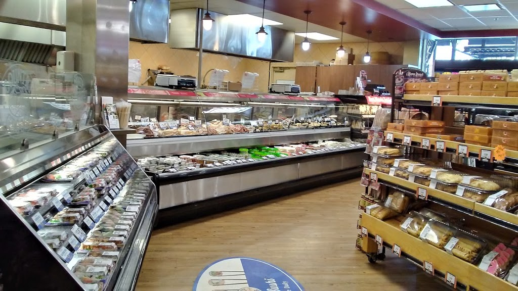 Country Grocer | 1153 Esquimalt Rd, Victoria, BC V9A 3N7, Canada | Phone: (250) 382-5515