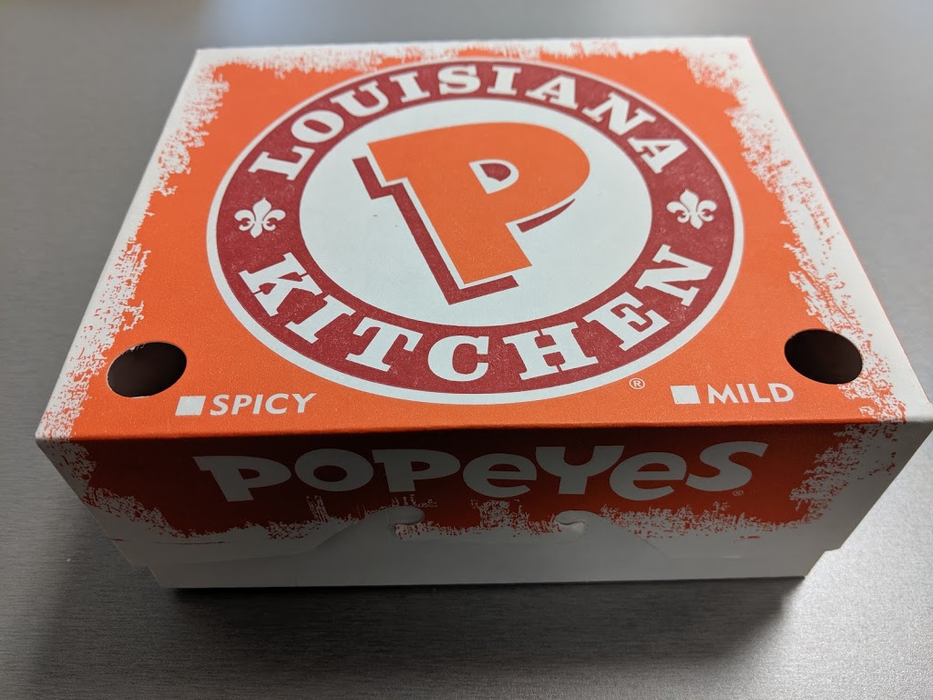 Popeyes Louisiana Kitchen | 2854 Howard Ave, Windsor, ON N8X 3Y5, Canada | Phone: (519) 250-6886