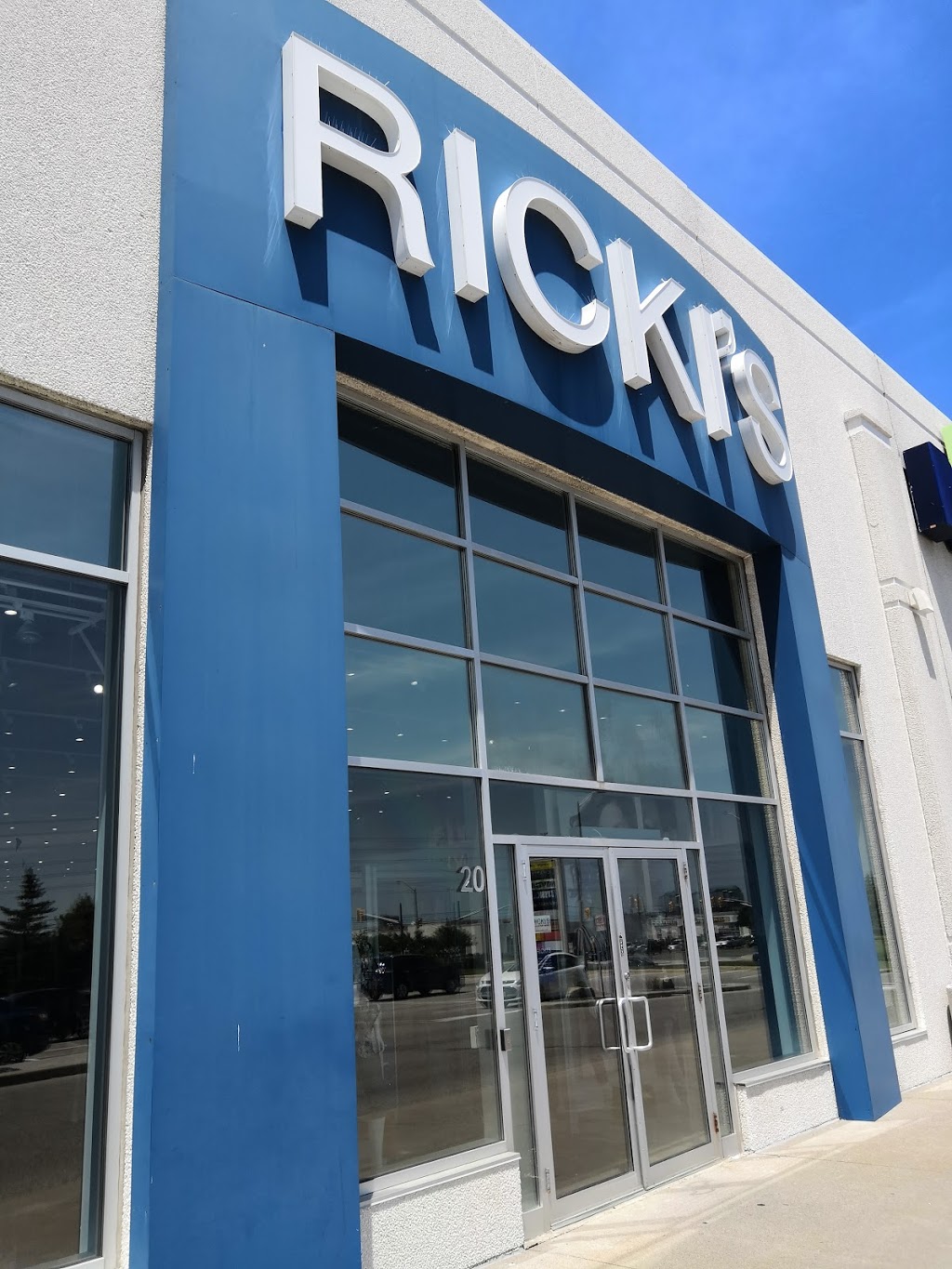 Rickis | 6075 Mavis Rd Unit 20, Mississauga, ON L5R 4G6, Canada | Phone: (905) 712-9977