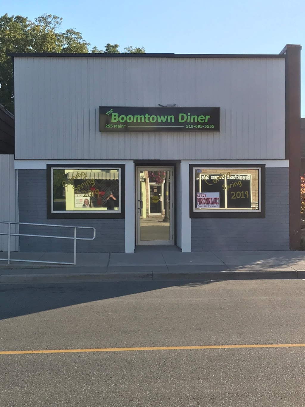 The Boomtown Diner | 255 Main St, Bothwell, ON N0P 1C0, Canada | Phone: (519) 695-5555