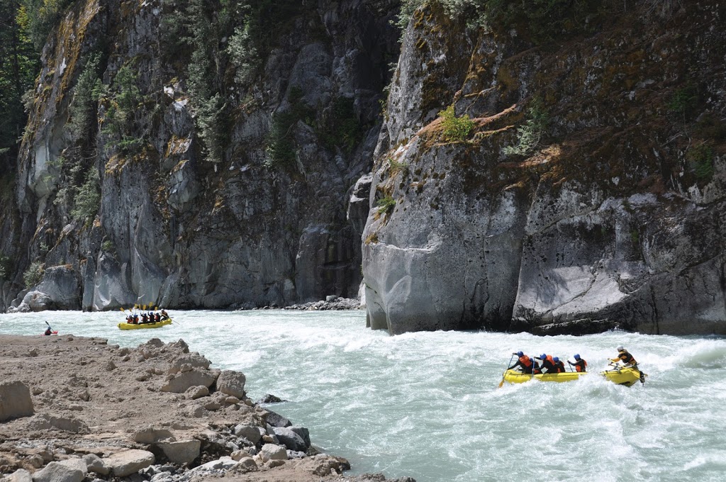 Squamish Rafting Company | 40446 Government Rd, Squamish, BC V8B 0P9, Canada | Phone: (604) 898-4677