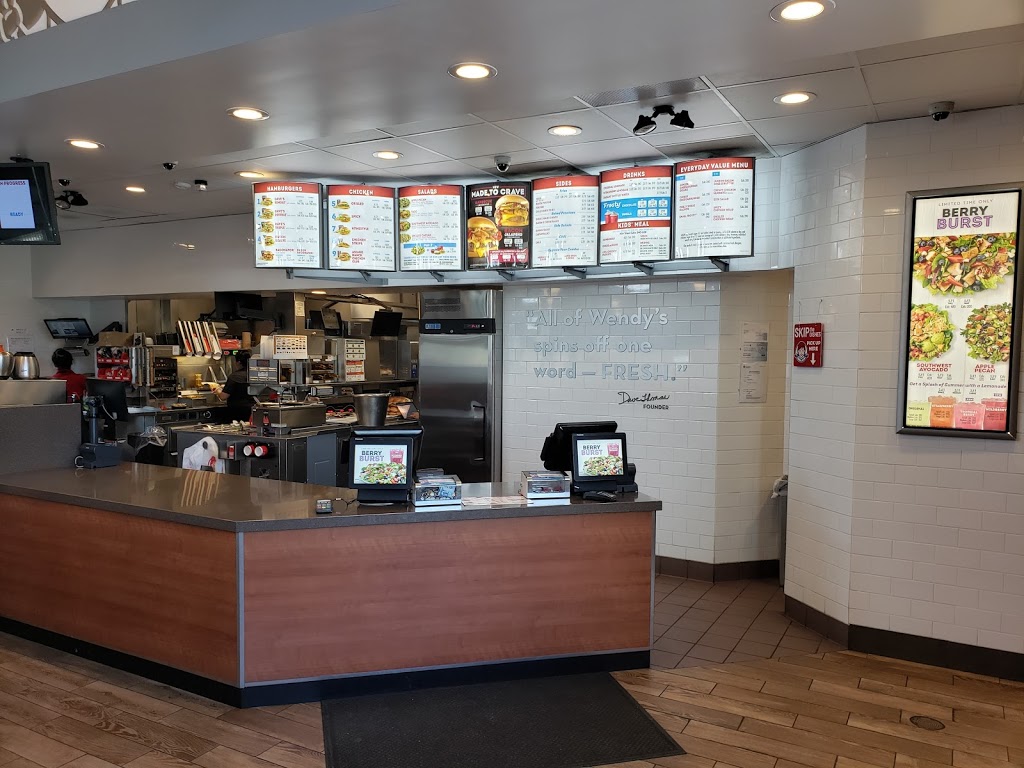 Wendys | 110 Quarry St W, Cochrane, AB T4C 0W5, Canada | Phone: (403) 981-5548