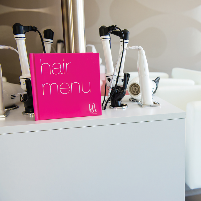 Blo Blow Dry Bar | 154 Cumberland St, Toronto, ON M5R 1A8, Canada | Phone: (416) 920-2256