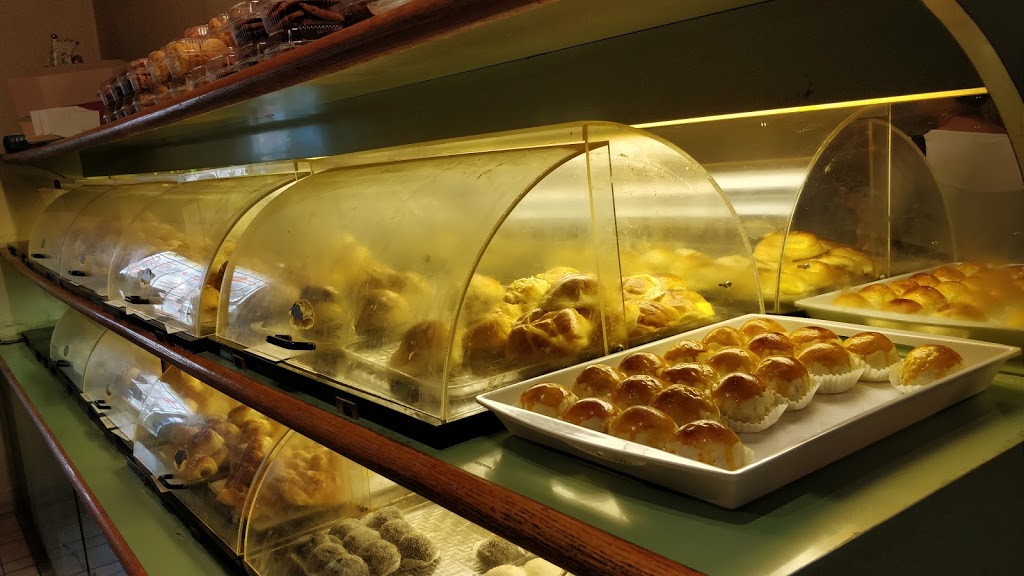 Fragrant Bakery 行香老店 | 3833 Midland Ave, Scarborough, ON M1V 5L4, Canada | Phone: (416) 298-1608