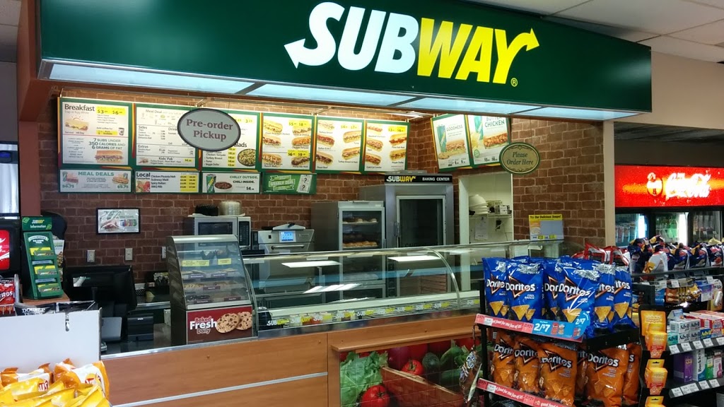 Subway | Macs Convenience Store, 542 St Lawrence St, Winchester, ON K0C 2K0, Canada | Phone: (613) 774-6651