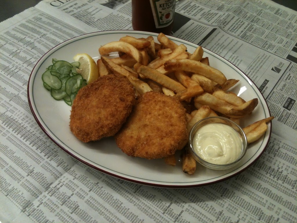 English Bay Fish & Chips | 511 Maple Grove Dr #20, Oakville, ON L6J 6X8, Canada | Phone: (905) 337-3378