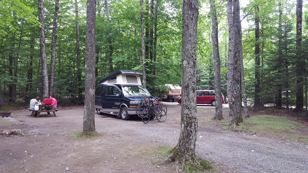 Camping du Lac Lyster | 385 Chemin Séguin, Coaticook, QC J0B 1P0, Canada | Phone: (819) 345-3787