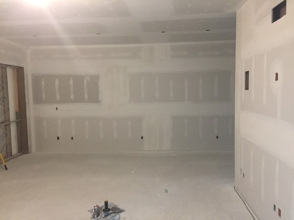 Newmarket Drywall Taping and Stucco Removal | 123 Warwick Crescent, Newmarket, ON L3X 1N9, Canada | Phone: (289) 716-6266