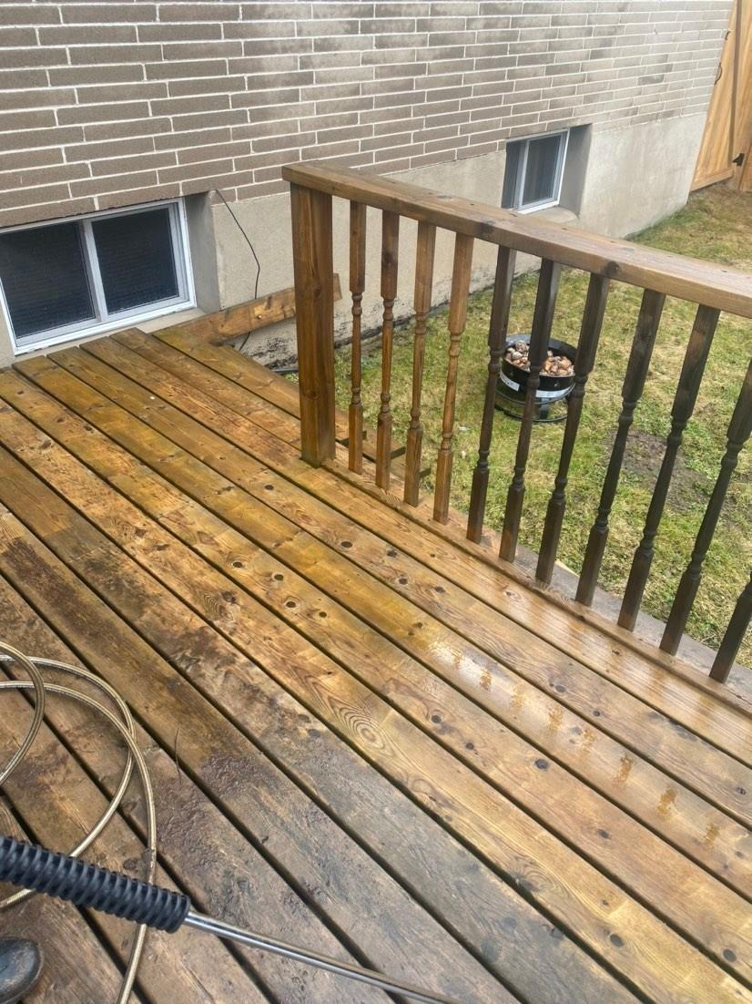 Wards Premium Powerwashing | 22 Caribou Ct, Barrie, ON L4N 8N3, Canada | Phone: (705) 331-3292