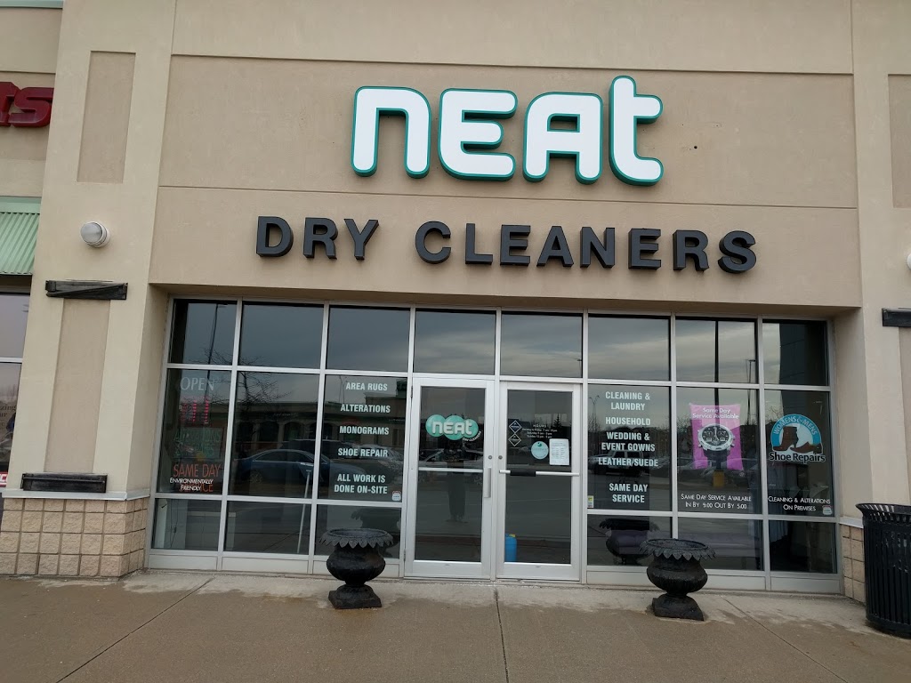 Neat Dry Cleaners | 478 Dundas St W, Oakville, ON L6H 6R8, Canada | Phone: (905) 257-2956