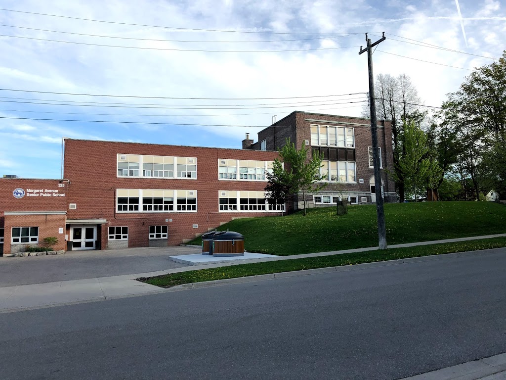 Margaret Avenue Public School | 325 Louisa St, Kitchener, ON N2H 5N1, Canada | Phone: (519) 578-1910