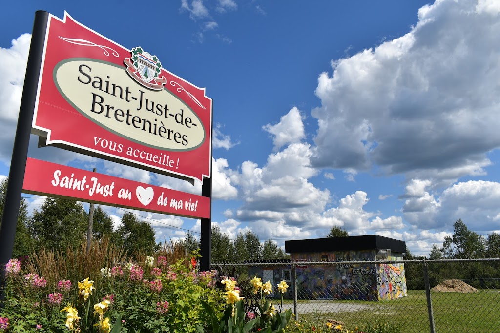 St-Just-De-Bretenieres Mun | 205 Rue Principale, Saint-Just-de-Bretenières, QC G0R 3H0, Canada | Phone: (418) 244-3637