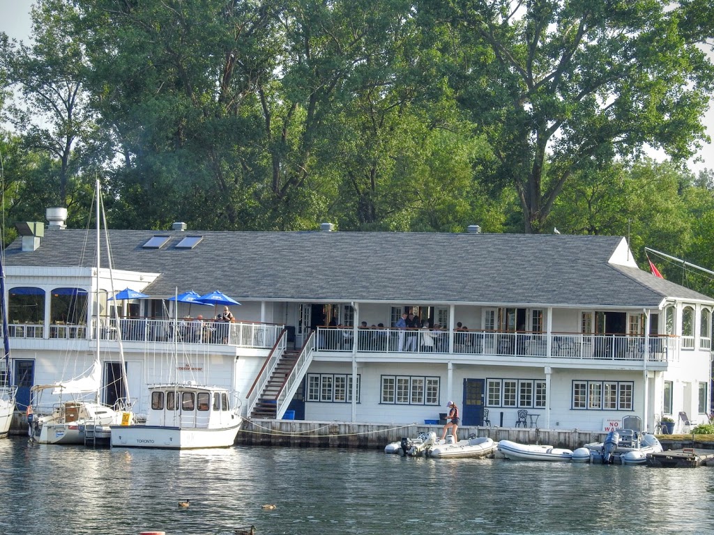 Queen City Yacht Club | Seneca Ave, Toronto, ON M5J 2A1, Canada | Phone: (416) 203-0929