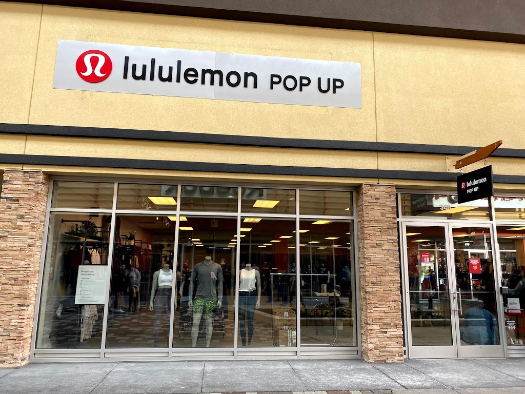 lululemon | 8555 Campeau Dr Unit 340, Ottawa, ON K2T 0K5, Canada | Phone: (613) 836-7188