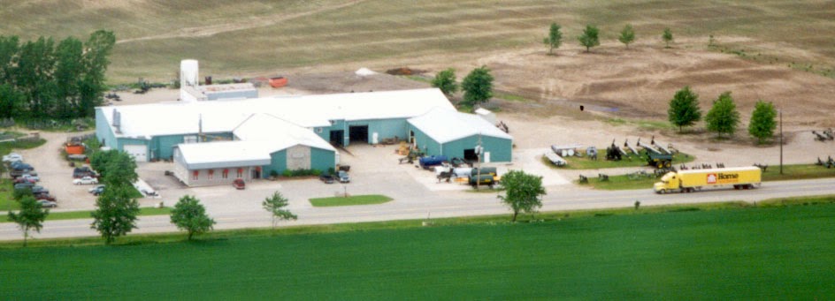 Husky Farm Equipment Ltd | 7440 Wellington 17, Mapleton, ON N0B 1A0, Canada | Phone: (519) 846-5329