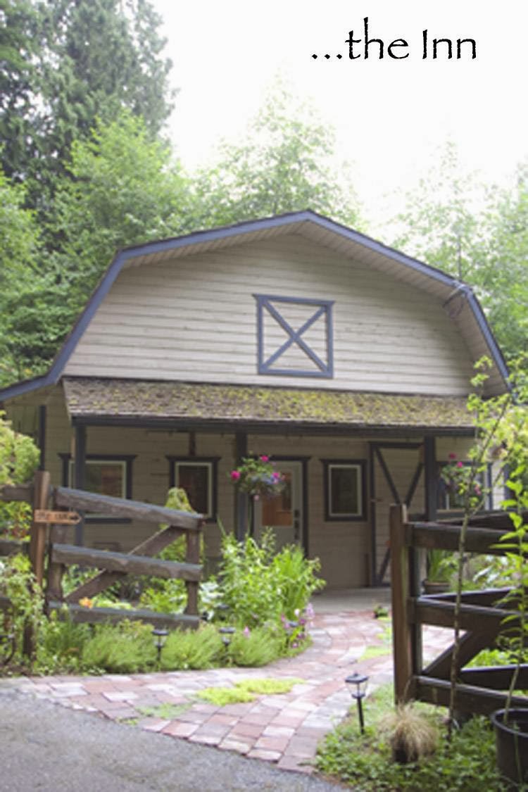 The Phat Cat Inn | 2305 E Rd, Anmore, BC V3H 5G9, Canada | Phone: (604) 761-4280