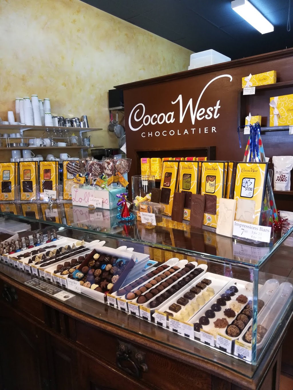 Cocoa West Chocolatier | 581 Artisan Ln, Bowen Island, BC V0N 1G2, Canada | Phone: (604) 947-2996