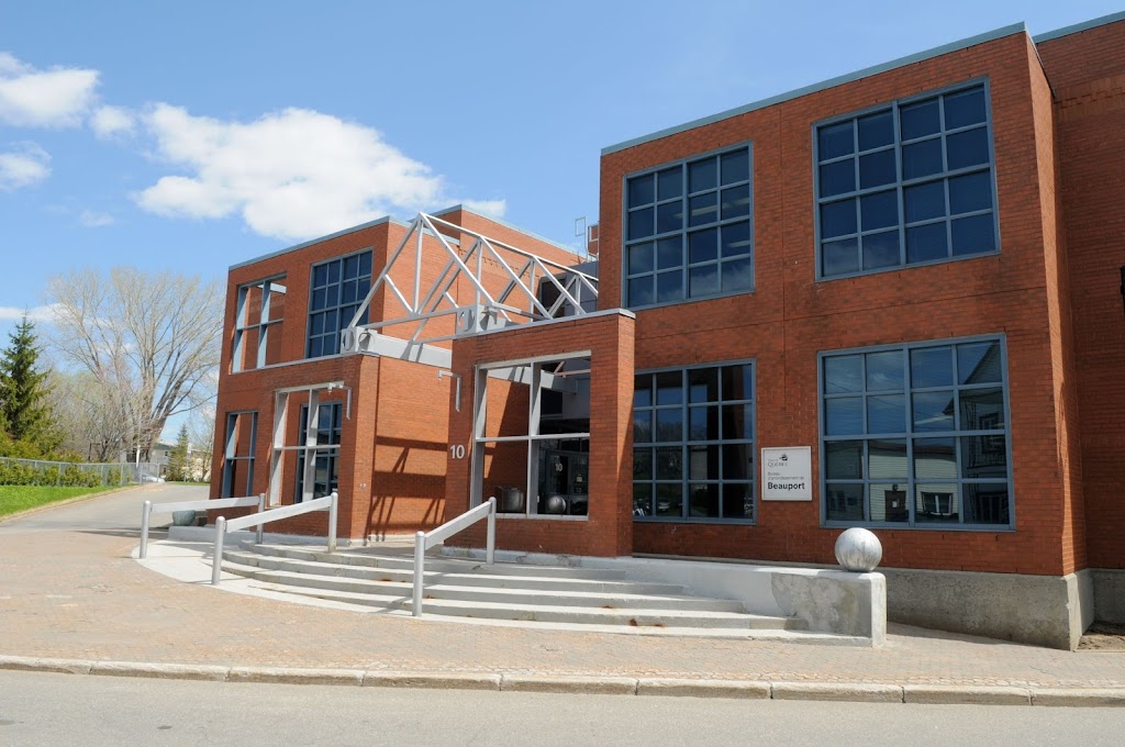 Beauport District Office | 10 Rue Hugues-Pommier, Québec, QC G1E 4T9, Canada | Phone: (418) 641-6311