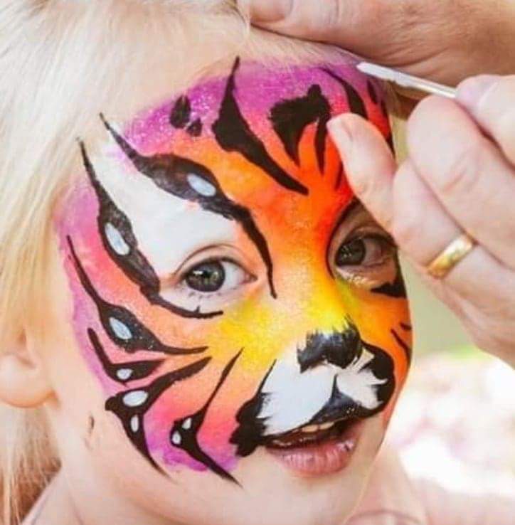 All That Glitters Face Painting, Lethbridge | Lynx Rd N, Lethbridge, AB T1H 6Z5, Canada | Phone: (403) 892-2113