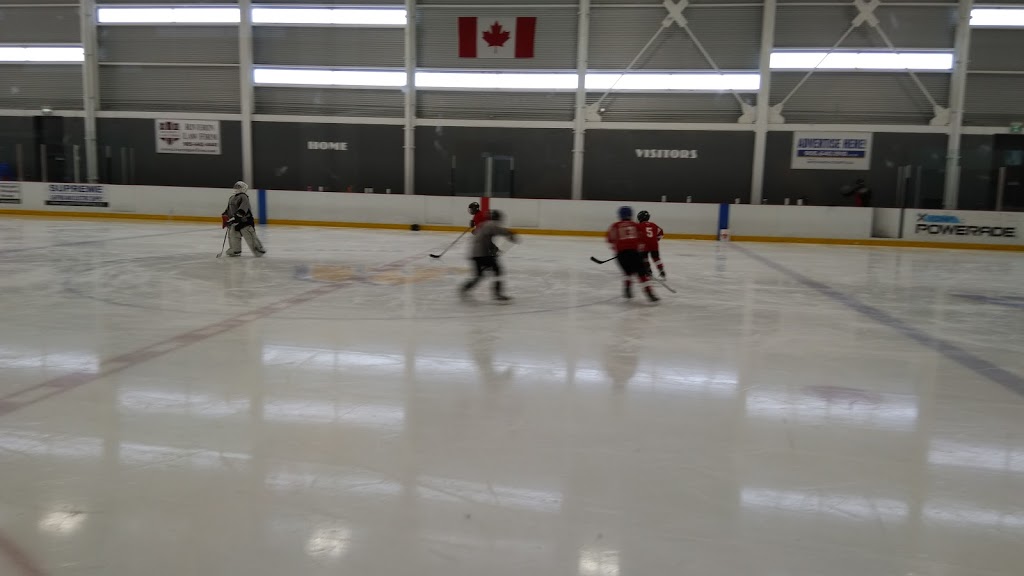 Stouffville Clippers Sports Complex | 120 Weldon Rd, Whitchurch-Stouffville, ON L4A 2S9, Canada | Phone: (905) 640-2860