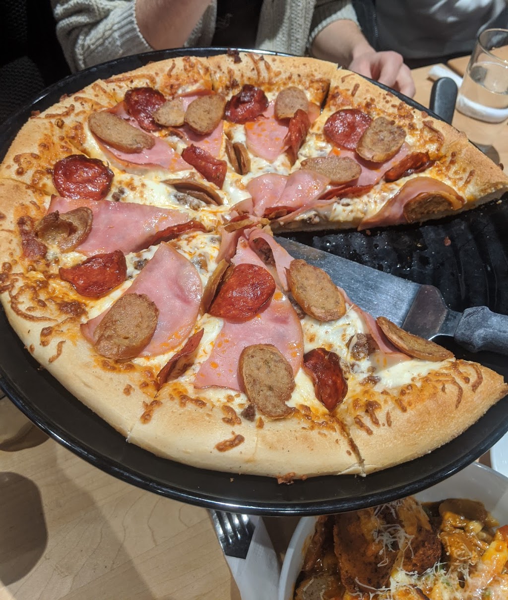 Boston Pizza | 2729 Pembina Hwy, Winnipeg, MB R3T 2H5, Canada | Phone: (204) 261-7111