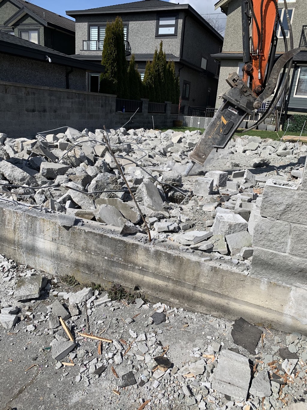 Jewel mini excavation - Demolition and Excavating Company | 7187 Vivian Dr, Vancouver, BC V5S 2V1, Canada | Phone: (604) 727-9486