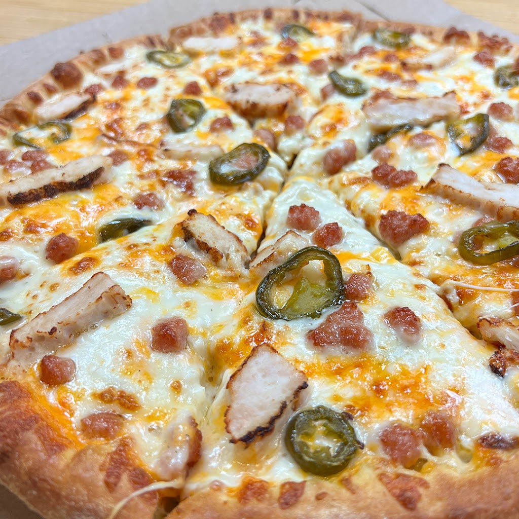 Dominos Pizza | 314 Marten St, Banff, AB T1L 1H1, Canada | Phone: (403) 760-3330