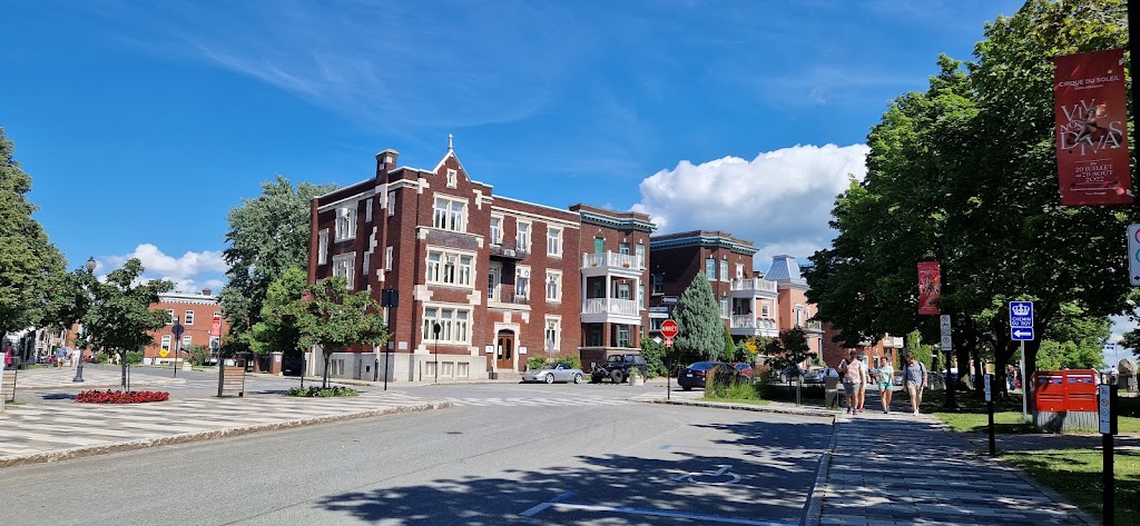 Centraide - Mauricie | 90 Rue des Casernes, Trois-Rivières, QC G9A 1X2, Canada | Phone: (819) 374-6207