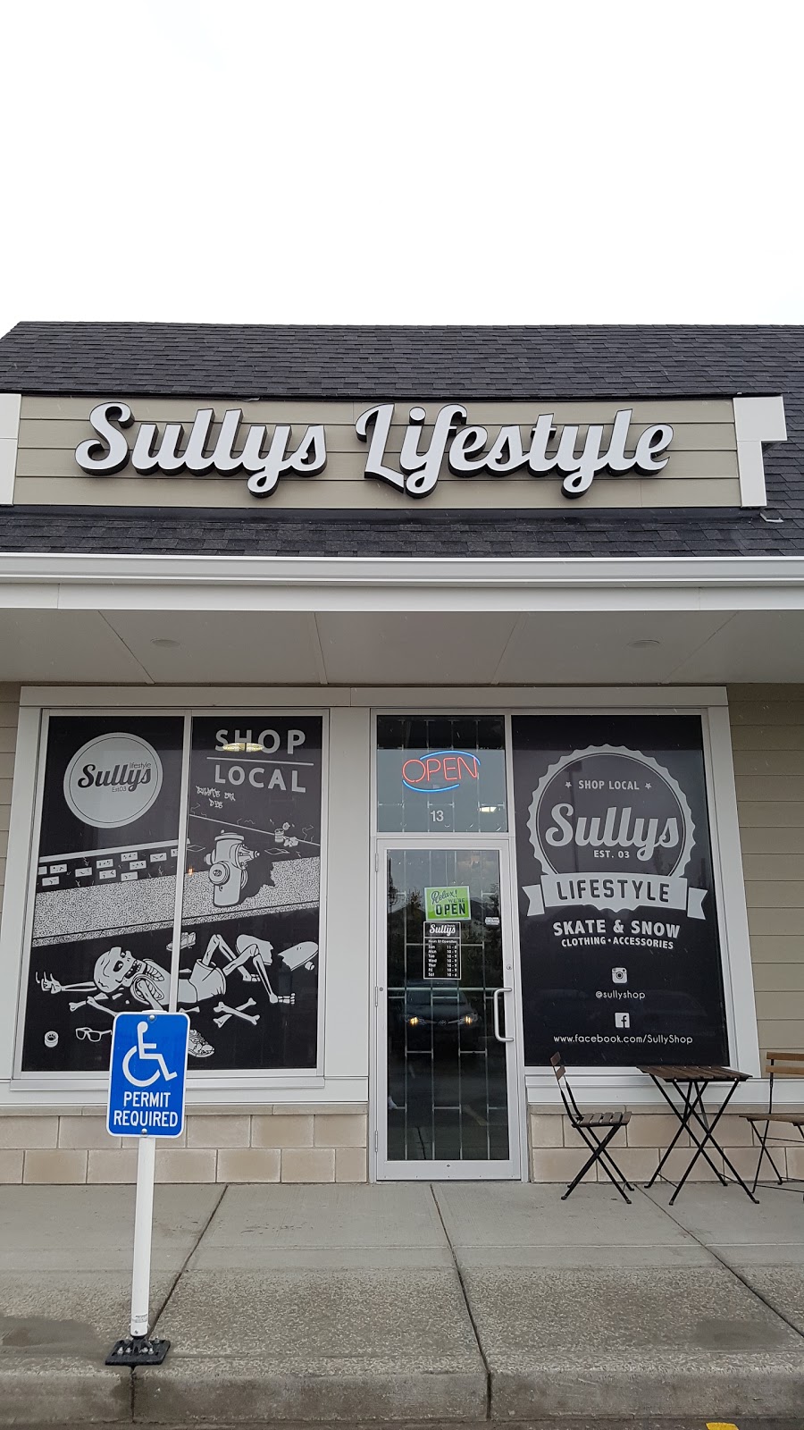 Sullys Lifestyle | 1301 8 St SW, Airdrie, AB T4B 3Y2, Canada | Phone: (403) 945-1233