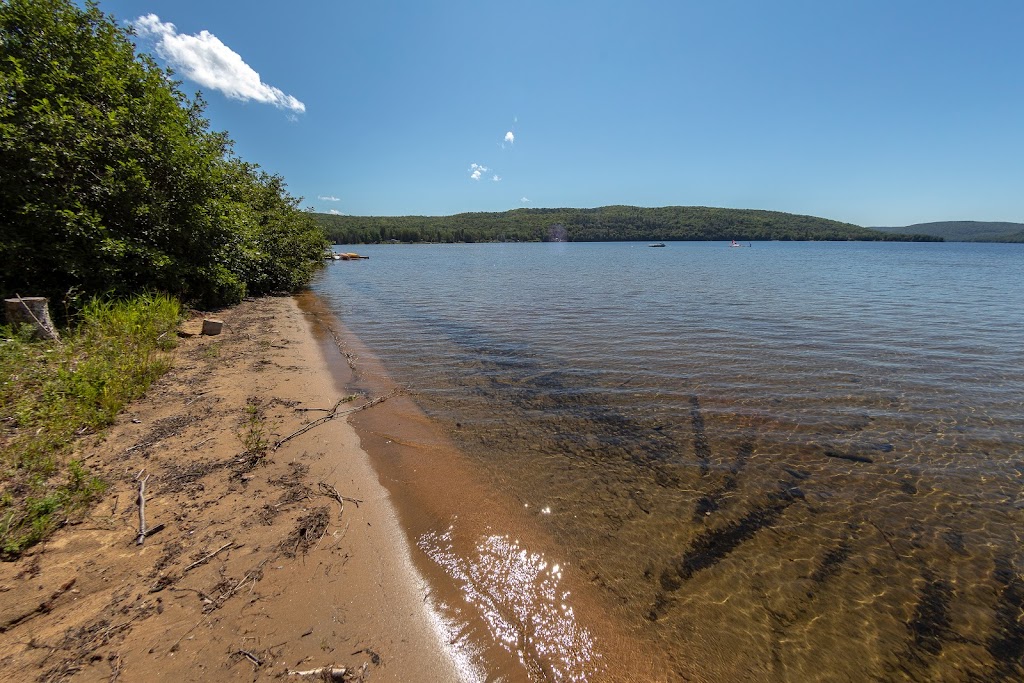 Le Repos du Guerrier | 863 Chem. du Lac des Cornes, Chute-Saint-Philippe, QC J0W 1A0, Canada | Phone: (514) 220-5682