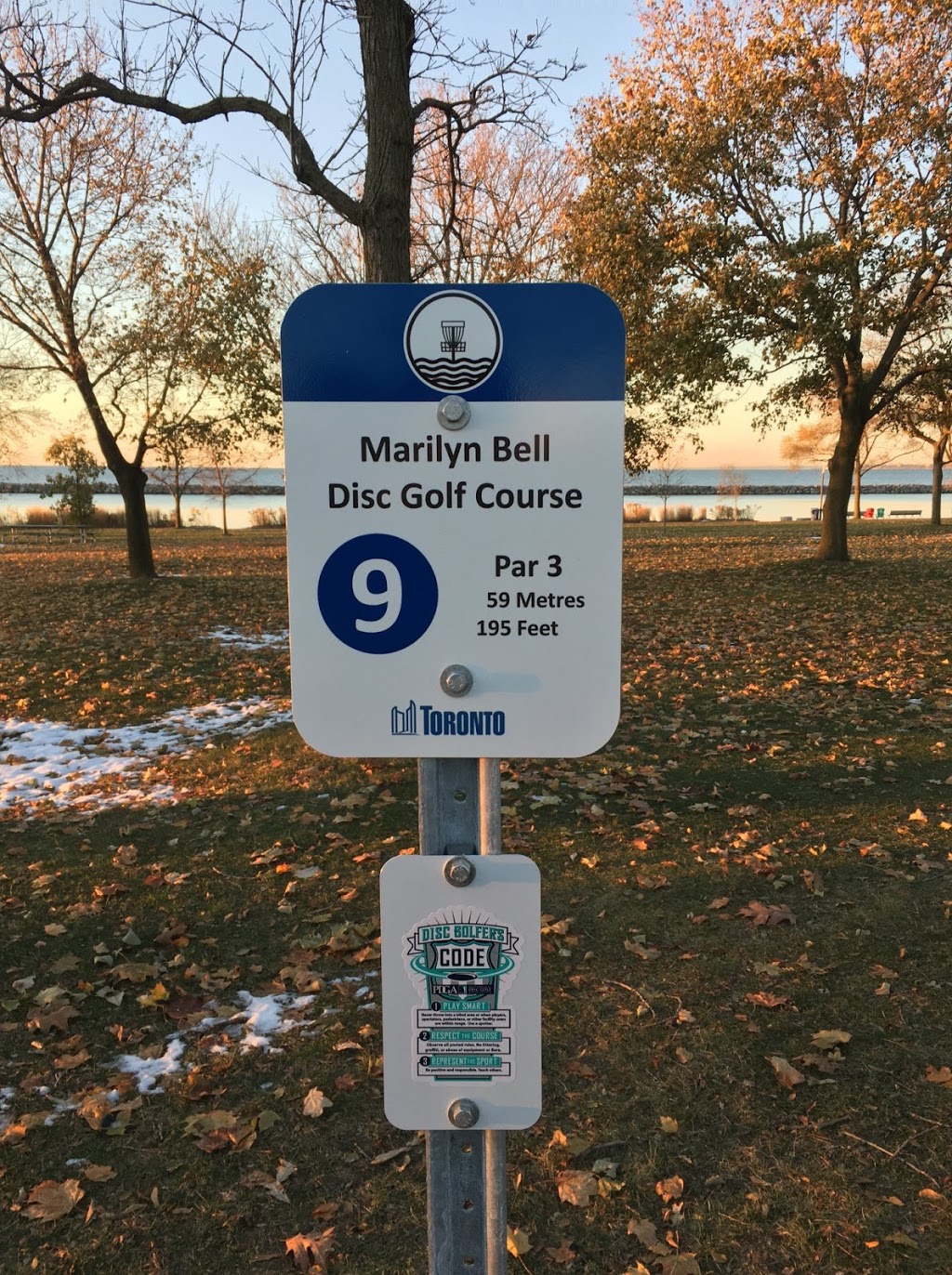 Marilyn Bell Park Disc Golf Course | 1095 Lake Shore Blvd W, Toronto, ON M6K 2R5, Canada | Phone: (416) 809-7569