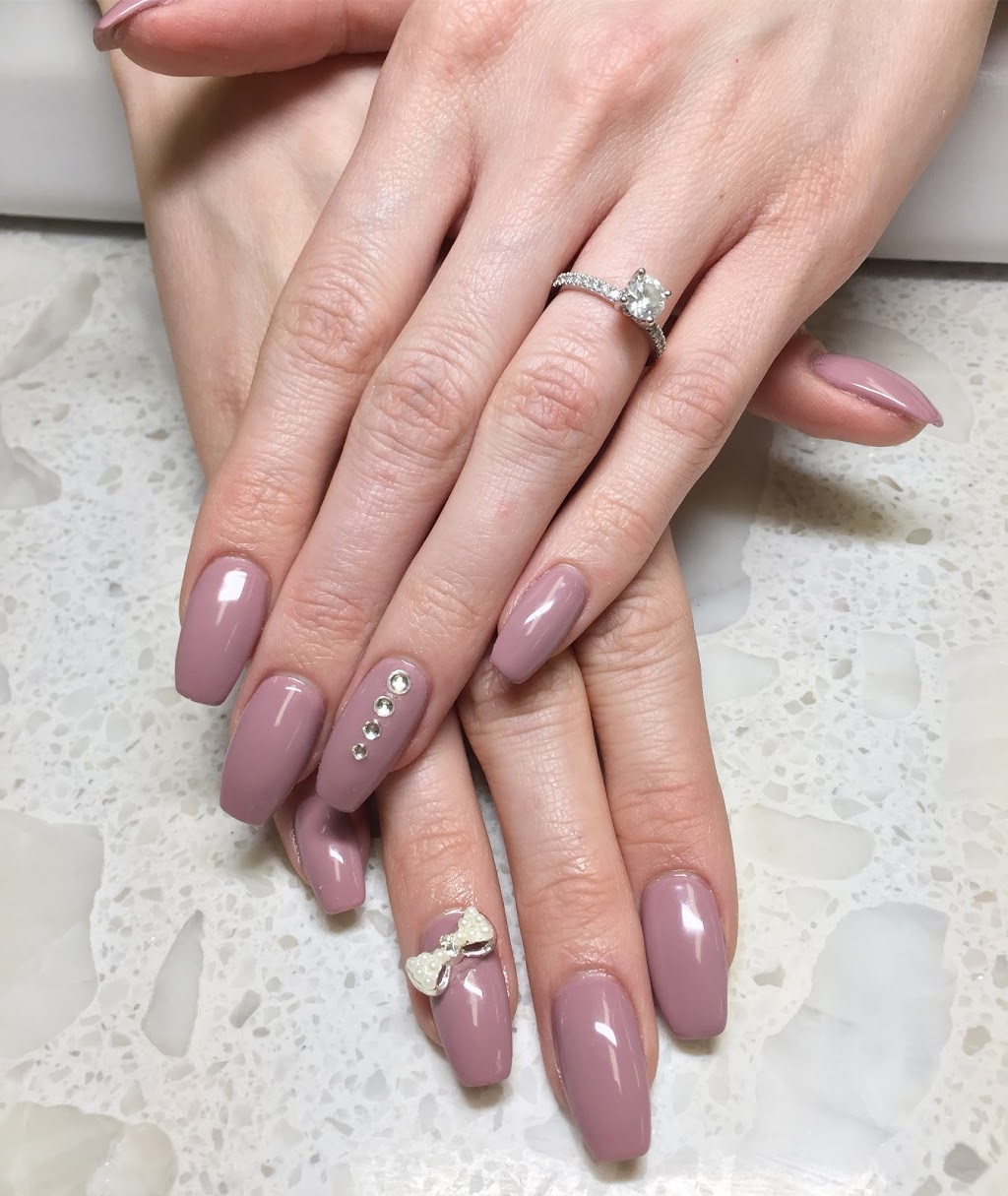 Noémie Ongles & Spa | 2100 Boulevard le Corbusier Local 5, Laval, QC H7S 2C9, Canada | Phone: (579) 640-6888